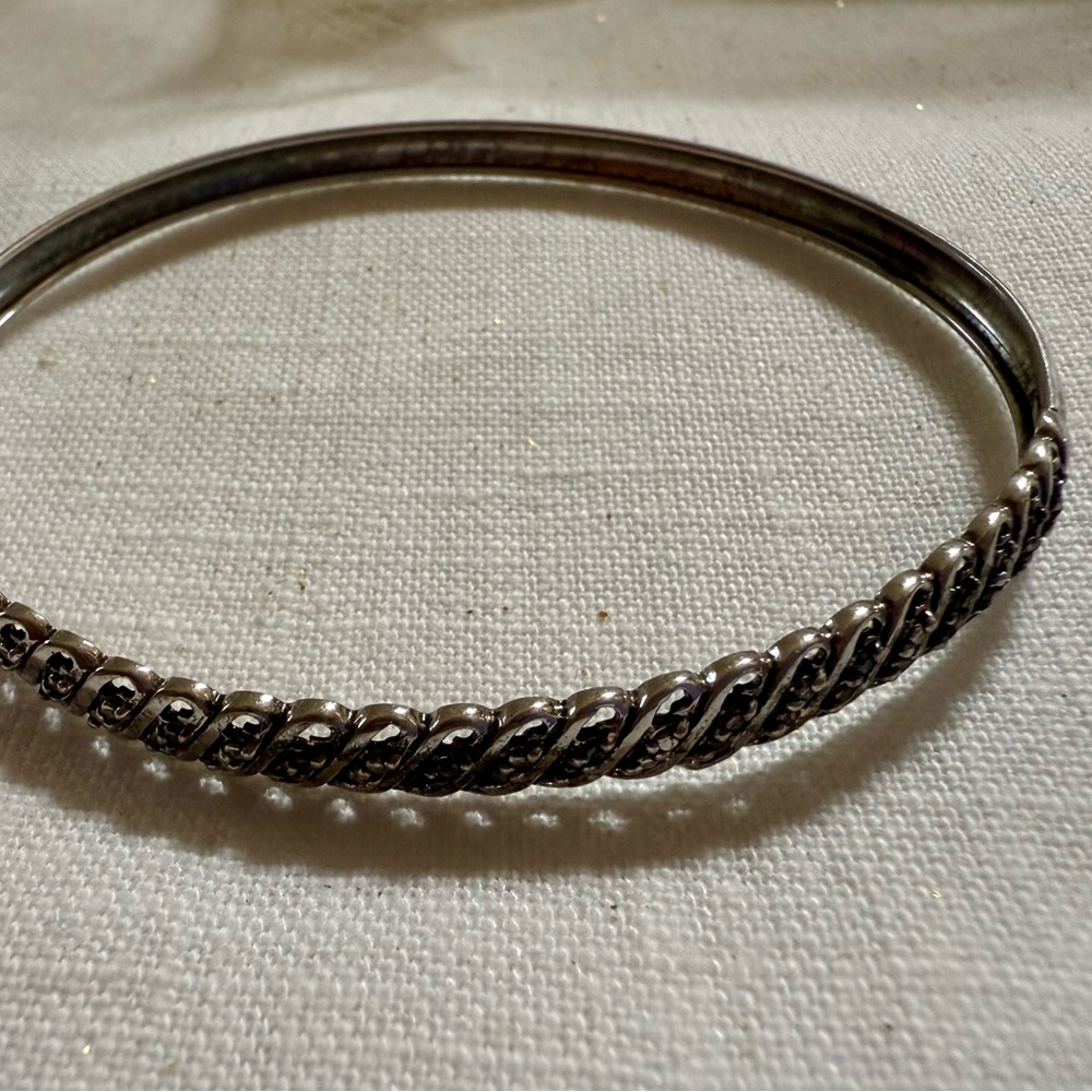 Lightweight Delicate Sterling Silver Black Diamond Hinged Bangle Bracelet